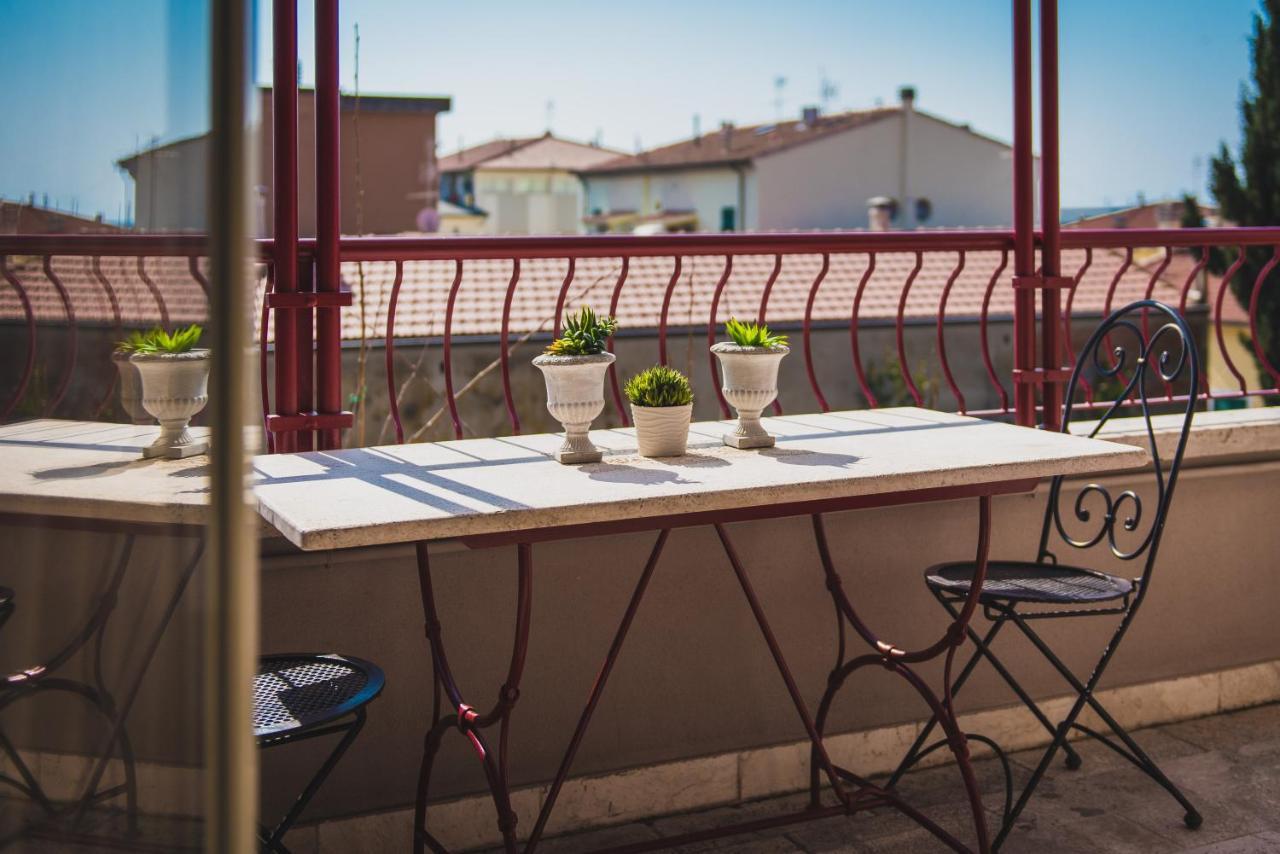 Corso Emanuele Apartments San Vincenzo Eksteriør billede